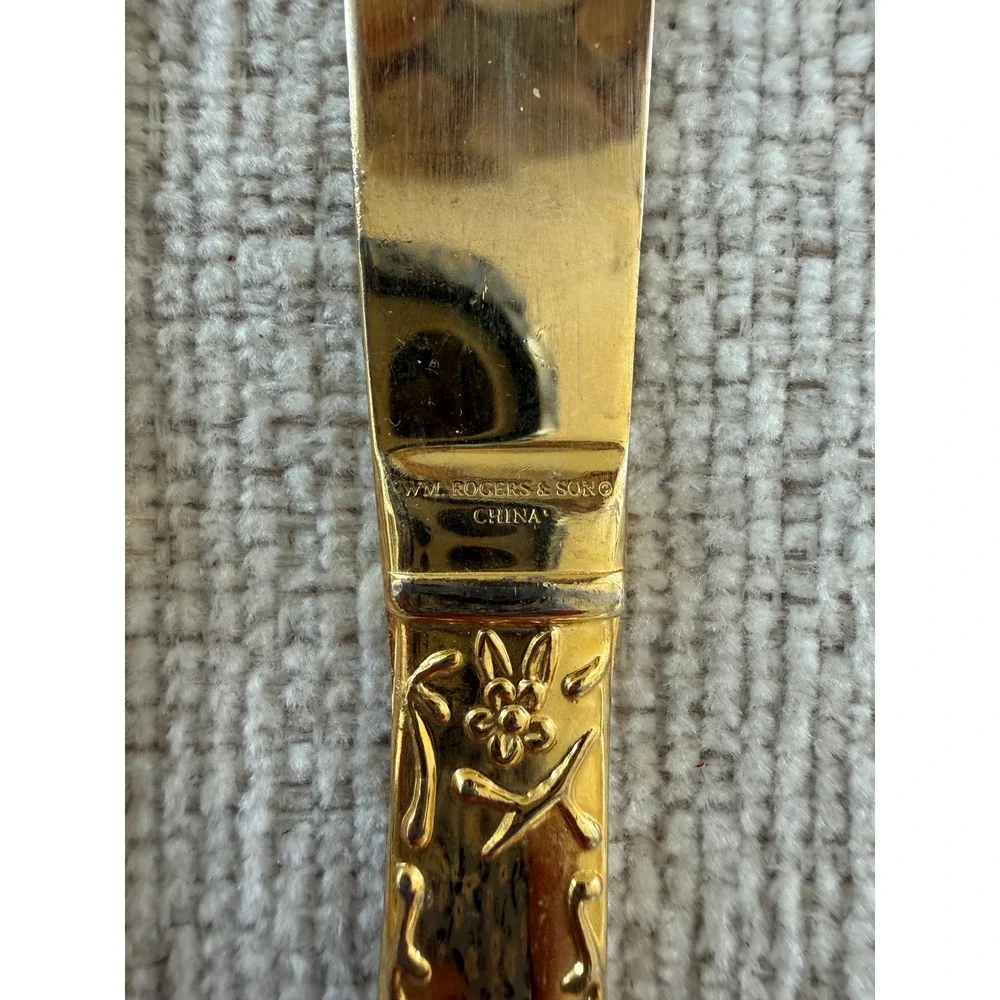 Vintage Wm Rogers & Son Golden Enchanted Rose Gold Electroplate Dinner Knives x3